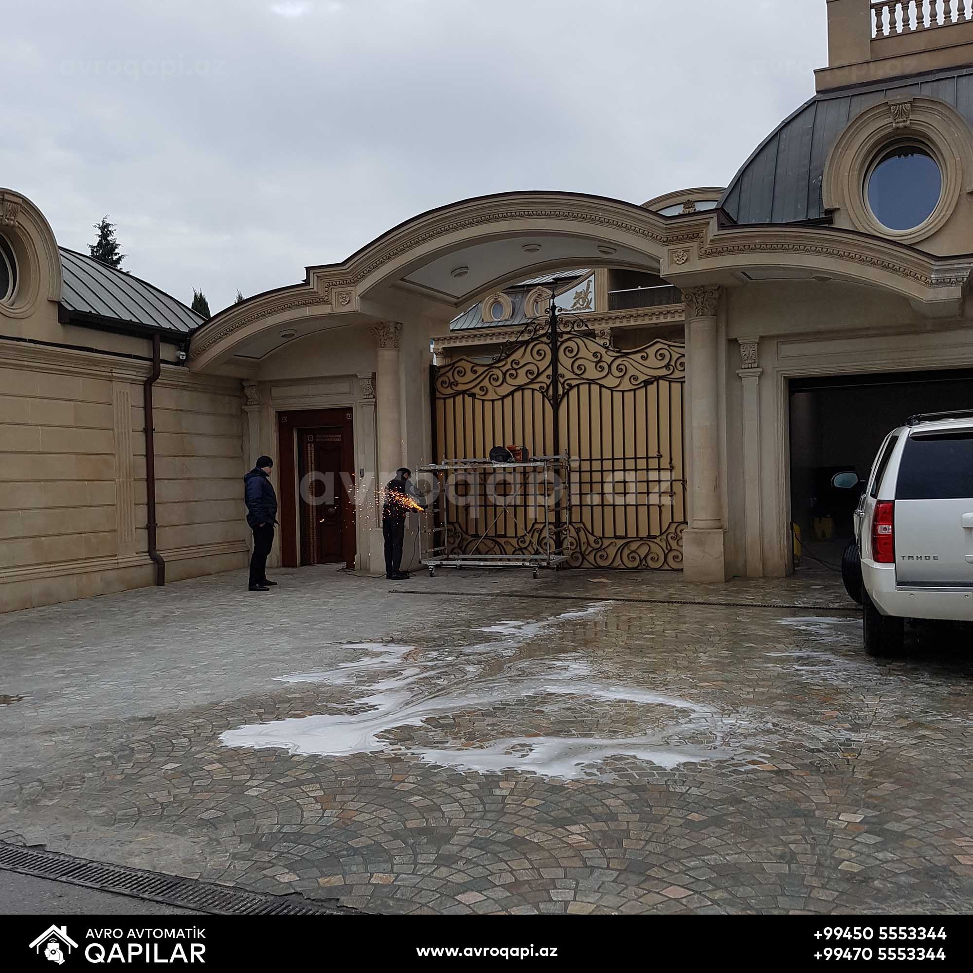 90 dərəcə açılan darvazalar